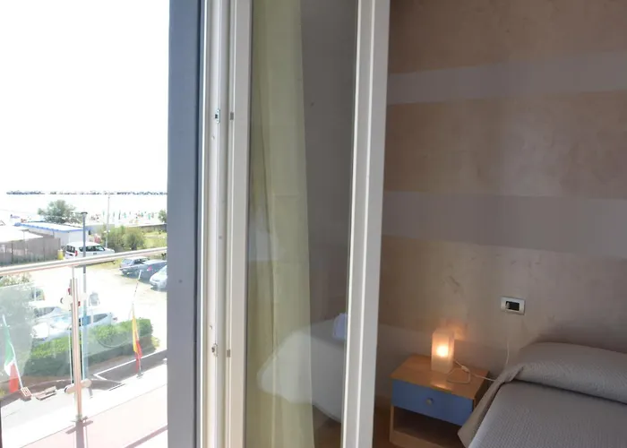 Bella Romagna ホテル